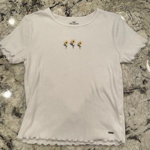 Hollister Must Have Collection Sunflower Tee. M